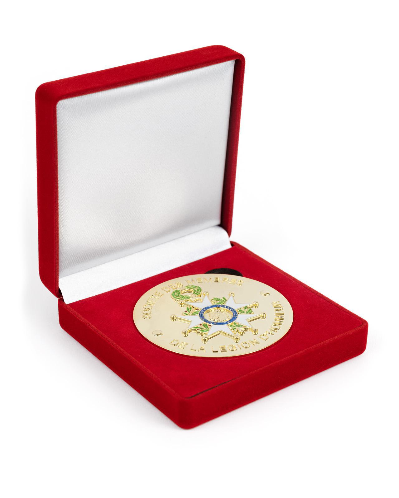 Écrin en velours rouge